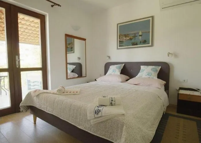 With A Parking Space - 2245